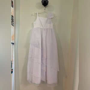 David’s Bridal miniature bride flower girl dress. Size 7